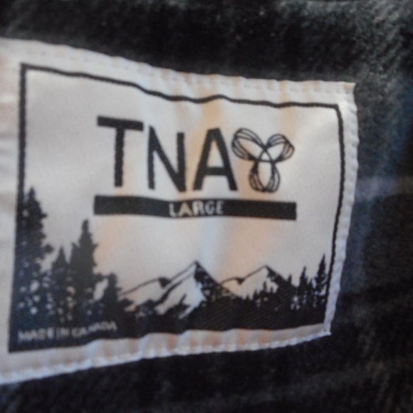 TNA wool coat, beautiful buttons, good condition - Picture 9 of 12